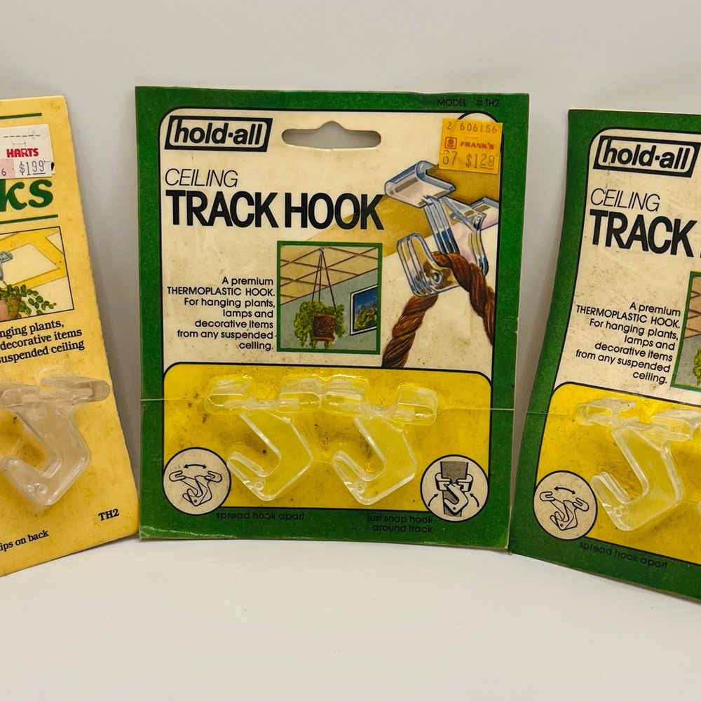 3 Packs Of Vintage Hold All Ceiling Track Hooks Model TH2 6 Total Hooks